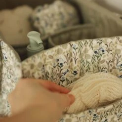 Avery Row Panier à Couches Riverbank -Fillettes & Fiston Soldes avery row panier a couches riverbank 2