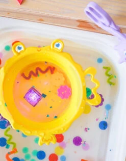 Glo Pals Ensemble D’outils Sensoriels -Fillettes & Fiston Soldes glo pals ensemble doutils sensoriels 2