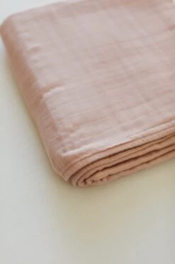 Lil North Co. Grande Couverture En Mousseline 8 épaisseurs Dusty Pink