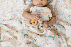 Loulou Lollipop Couverture En Mousseline Floral Bouquet -Fillettes & Fiston Soldes loulou lollipop couverture en mousseline floral bo 3